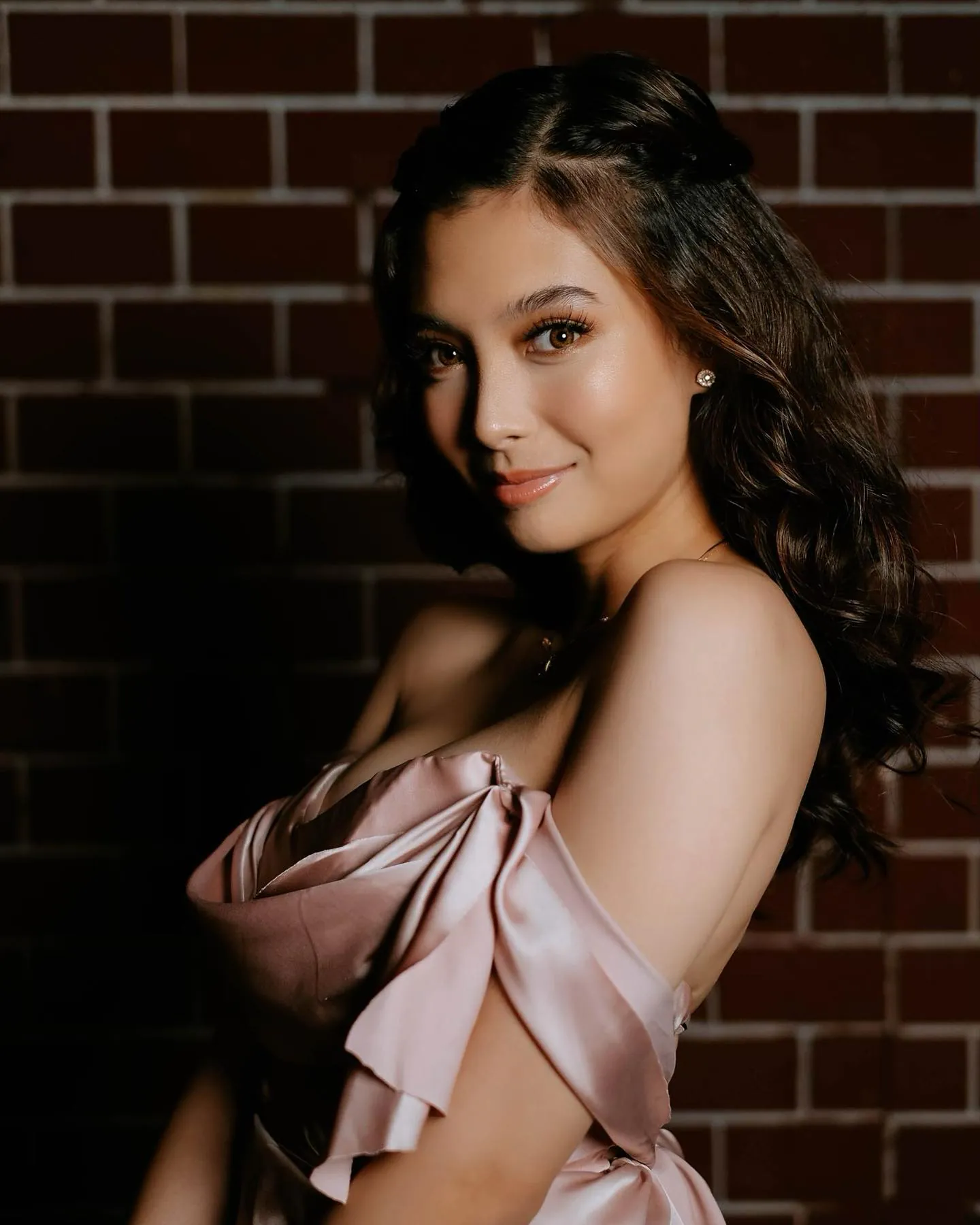 Analyn Barro - analyn-barro-4.webp